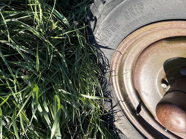 graham-hoeme-plow-k-12'-pull-type-chisel-image-14