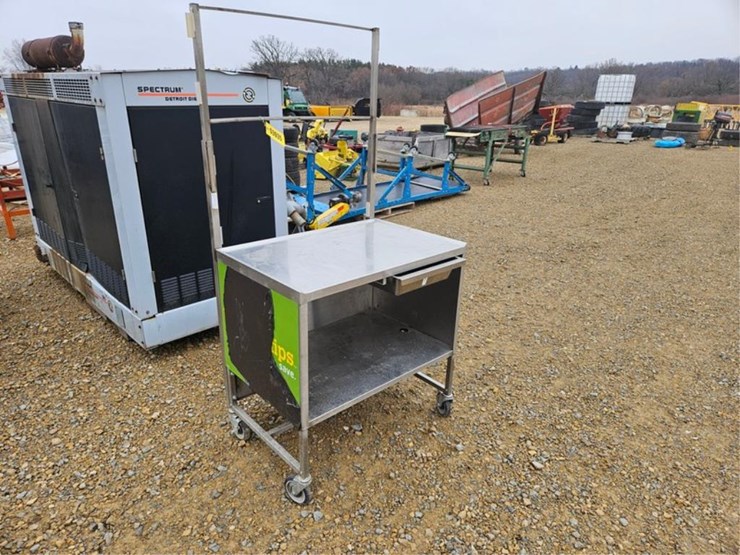 #3935-•-stainless-steel-display-cart-image-1