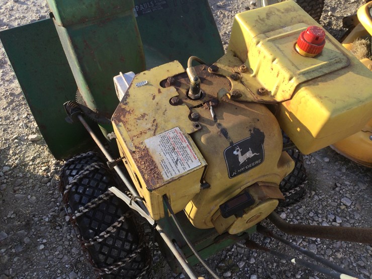 john-deere-726-image-1