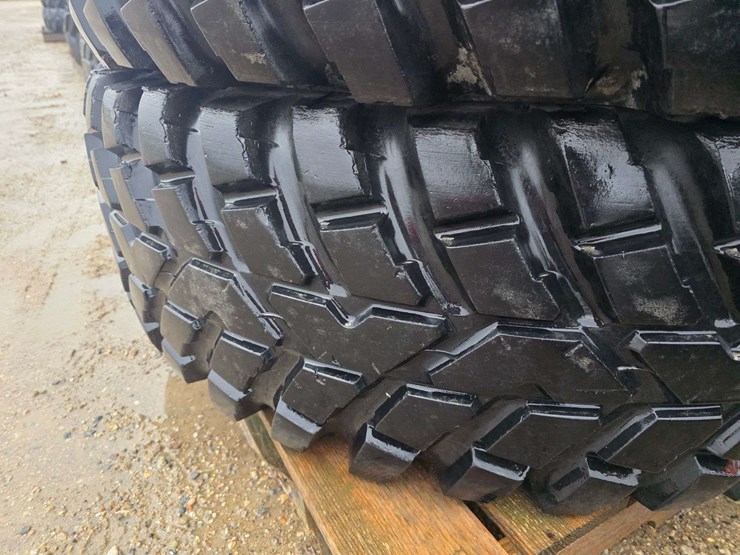 john-deere-5.5-image-17