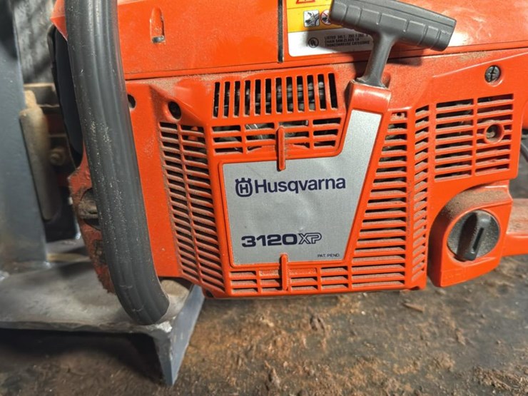 #165-•-husqvarna-chainsaw-image-4