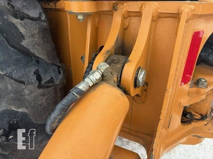 2006-case-580sm-image-6