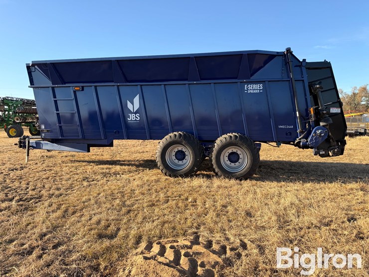 2022-jbs-vmec2448-3-t/a-manure-spreader-image-8