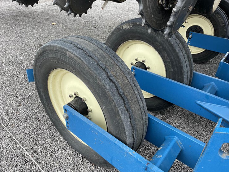kinze-3600-image-6