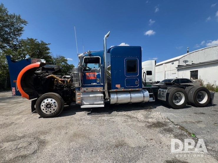 2000-kenworth-w900-image-4