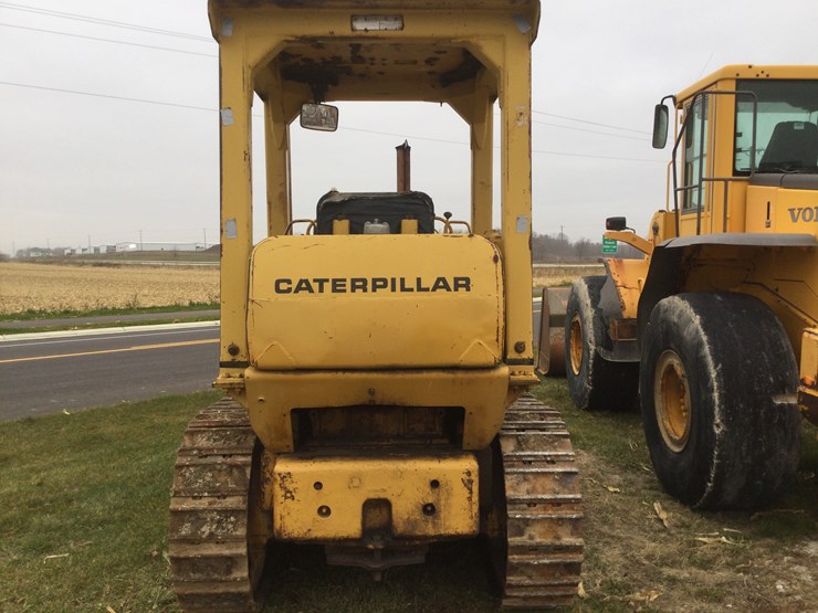 caterpillar-951-image-7