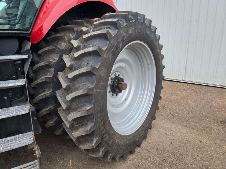 2020-magnum-250-image-28