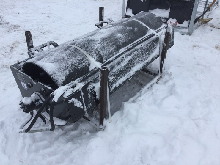 #4547-•-unused-60"w-skid-steer-hydraulic-vibratory-roller-image-1