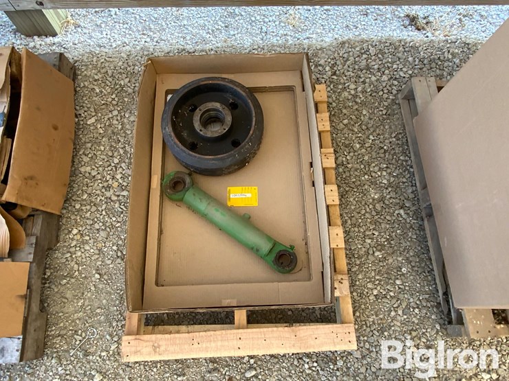 john-deere-8410-image-2