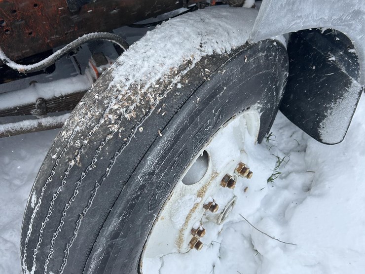 1994-ford-lta9000-image-34