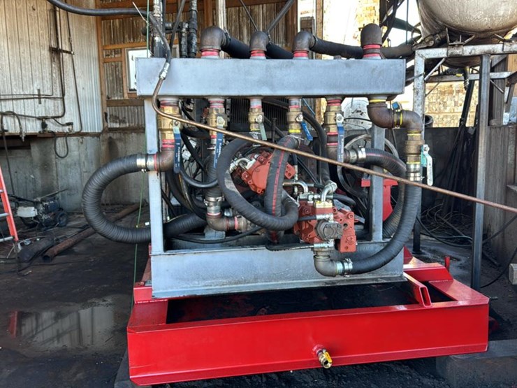 #137-•-entirety-lot-of-133-136-image-2