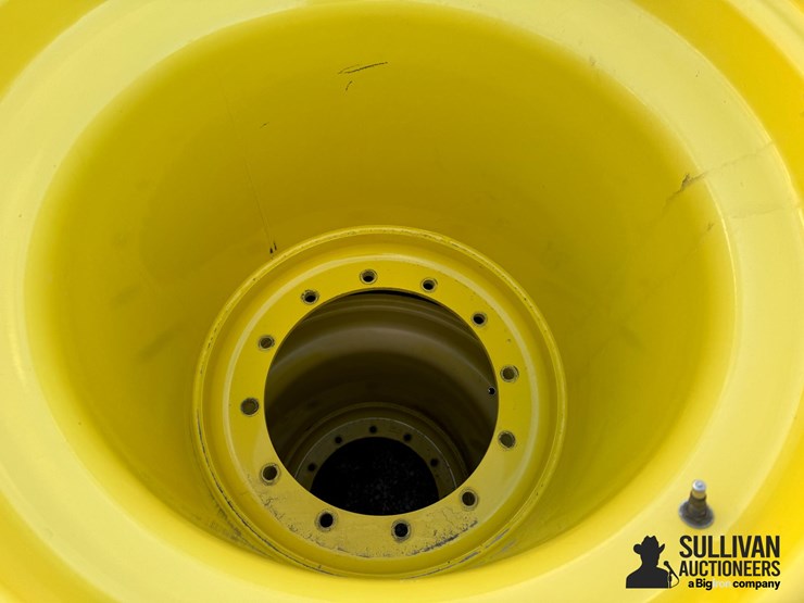 lsw-tires-&-rims-for-jd-8r-tractor-image-12