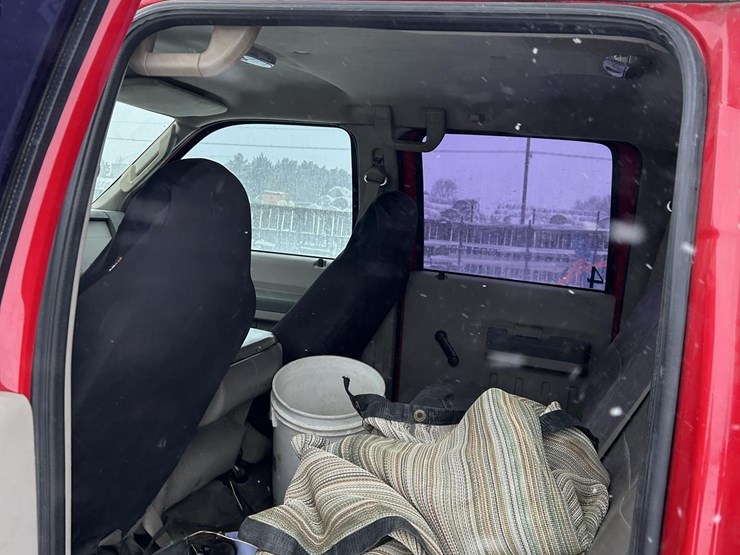 ford-f550-xl-image-27