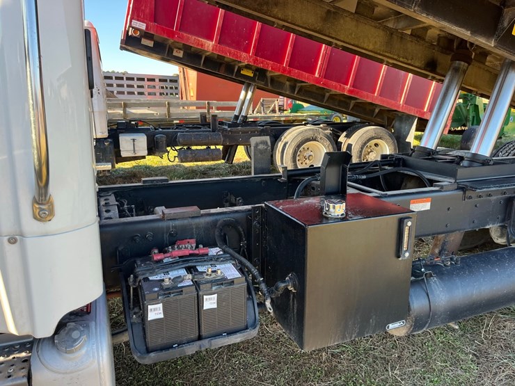05-freightliner,-m2,-20’johnny-gregory-dump-grain-body,-5’-sides,-image-16