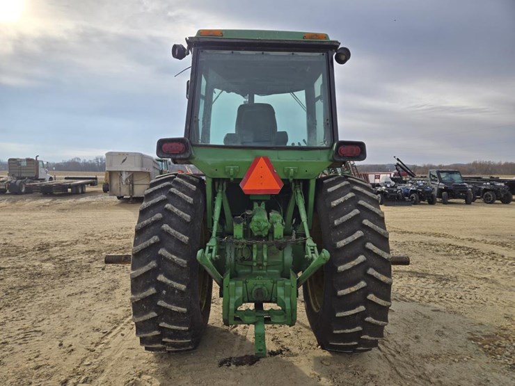 john-deere-4630-image-9
