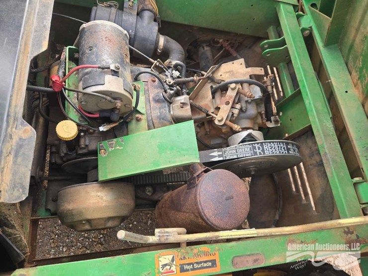 john-deere-turf-gator-image-15