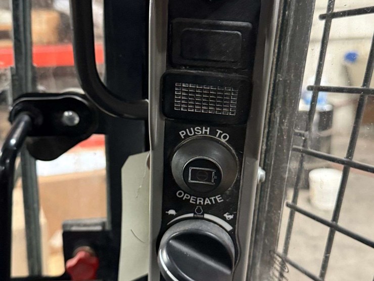 case-tv370b-image-24