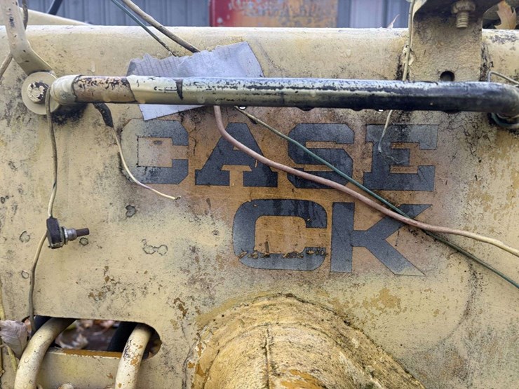 case-ck680-backhoe-tractor,-gas,-80”-bucket,-24”-hoe-bucket,-last-ran-2-years-ago-image-10