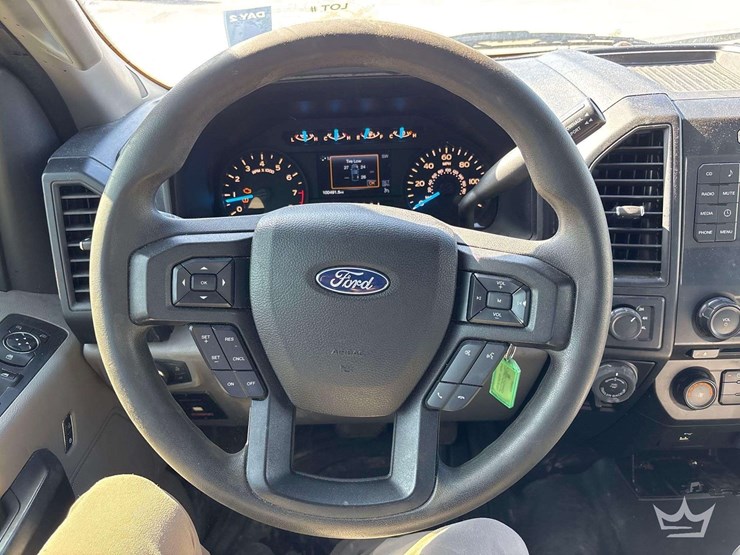 2017-ford-f150-image-10