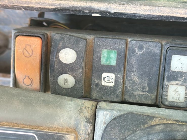 takeuchi-tl12-image-35