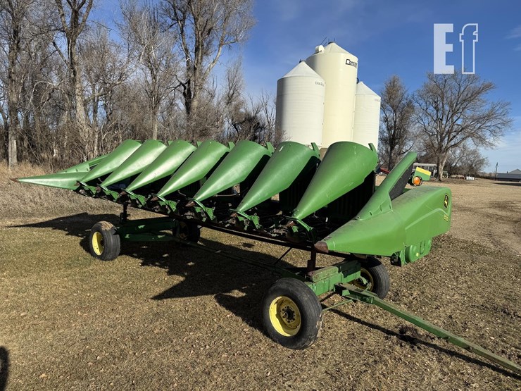 2001-john-deere-893-image-1