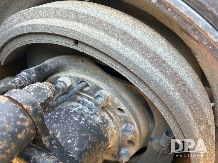 2009-kenworth-t800-image-18