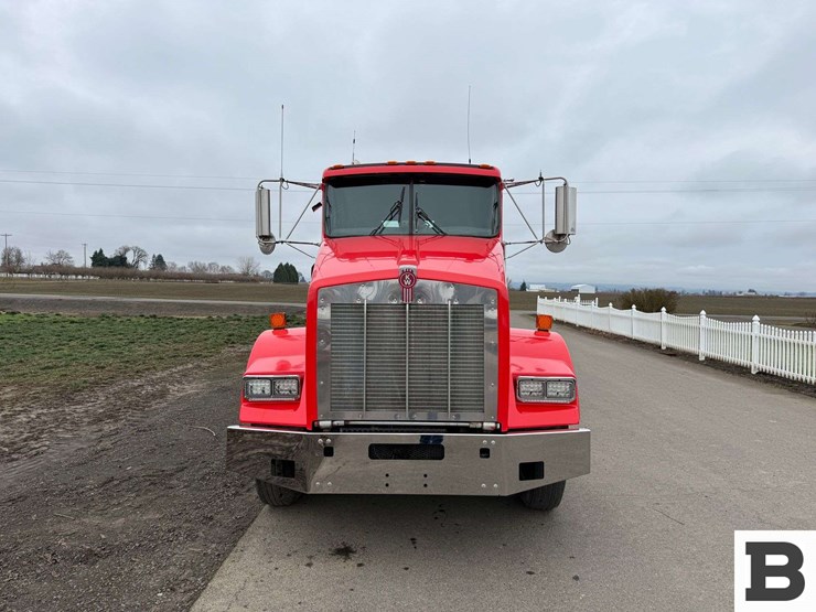 2004-kenworth-t800-image-9