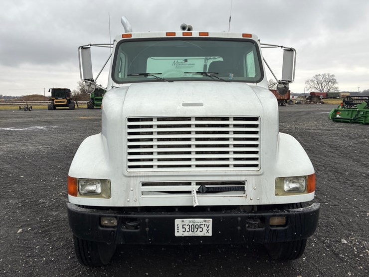 case-ih-8100-image-6