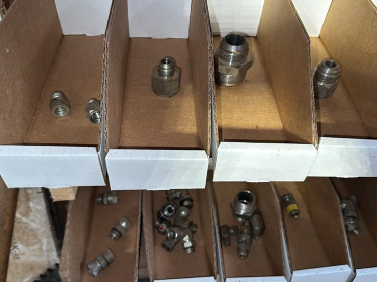 #179-•-hydraulic-fittings-image-4