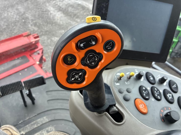 case-ih-8120-image-29