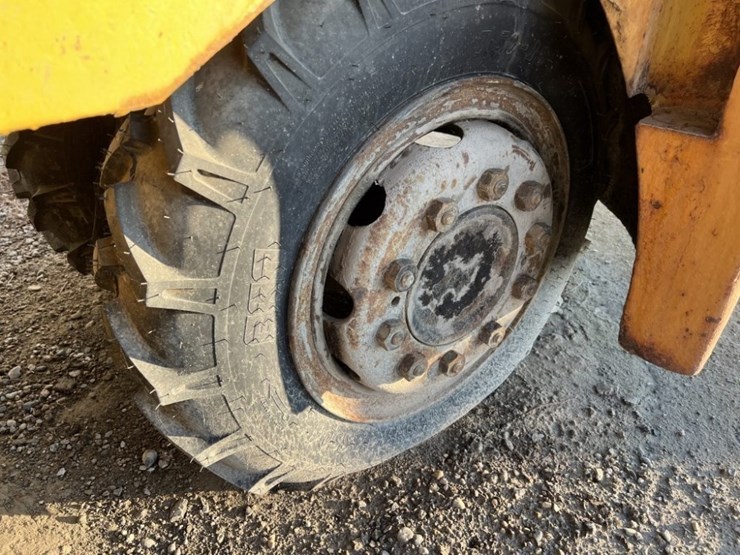 ross-10h-forklift-image-22