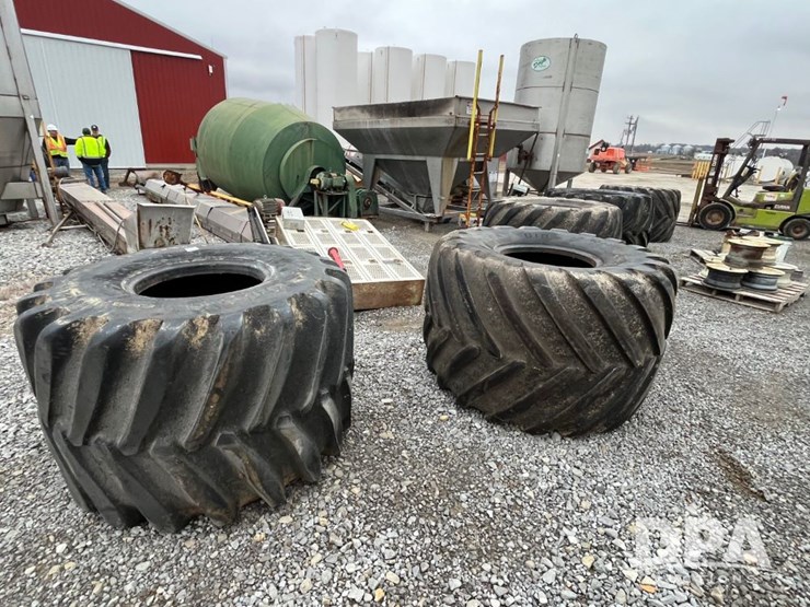 flotation-tires-(jn3484)-image-2