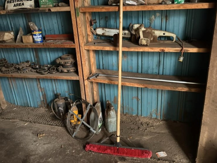 #136-•-bolt-bin-and-contents-of-room-image-20