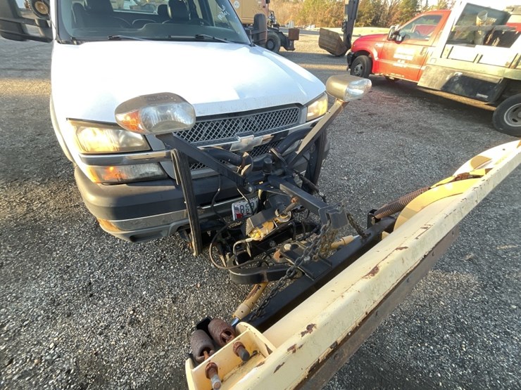 2006-chevrolet-2500hd-image-8