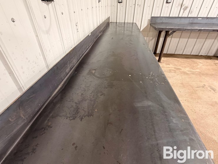 heavy-duty-12'-shop-welding-table-w/-vise-image-4