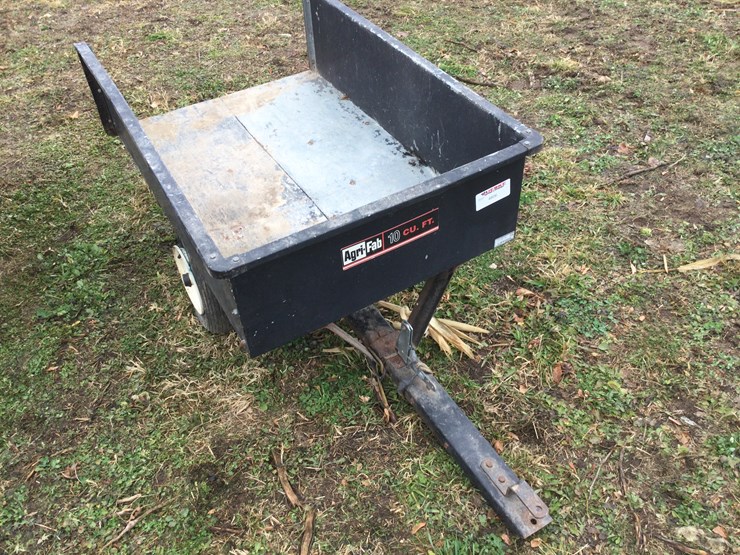 #4806-•-agri-fab-lawn-cart:-location:-w2486-smies-rd.,-oostburg,-wi-53070-image-1