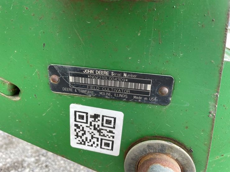 john-deere-2210-image-42