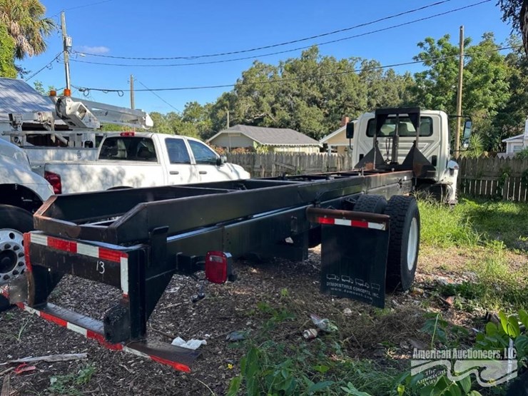 2003-international-durastar-4300-image-5