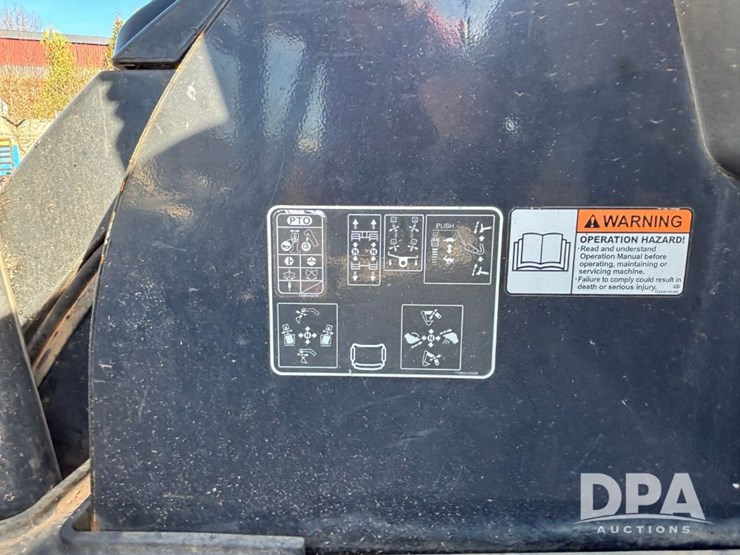 2020-yanmar-vio55-image-55