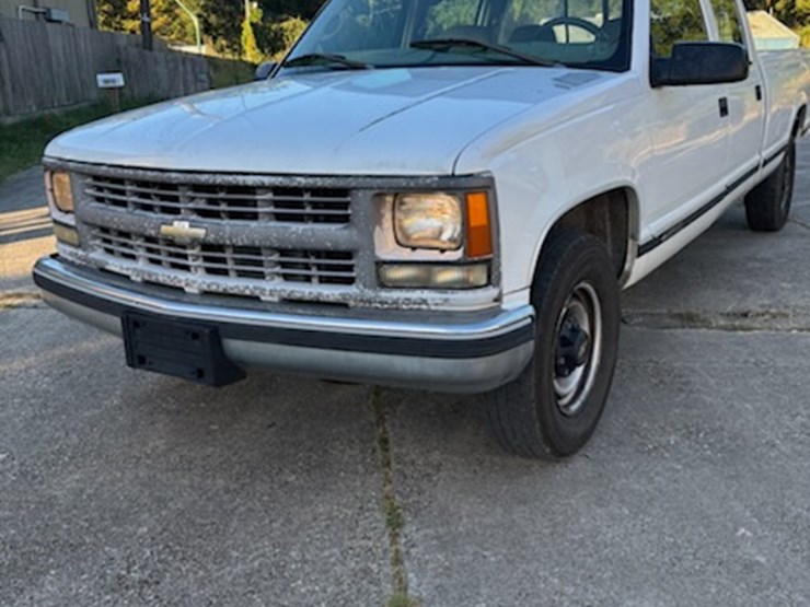 1999-chevrolet-3500-image-3