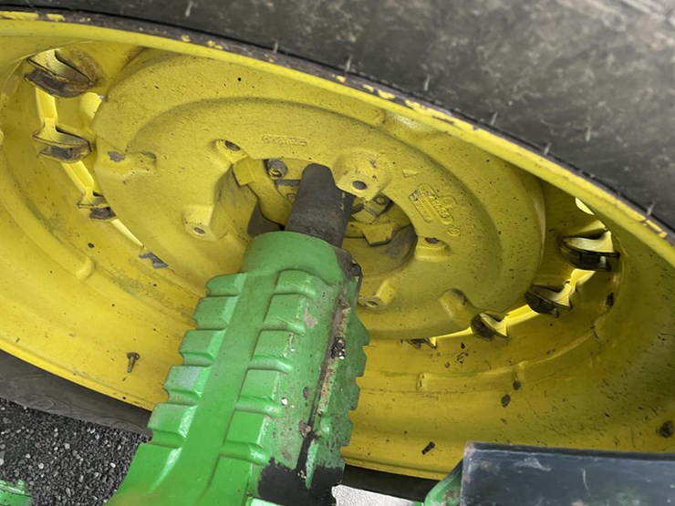 john-deere-4640-image-17