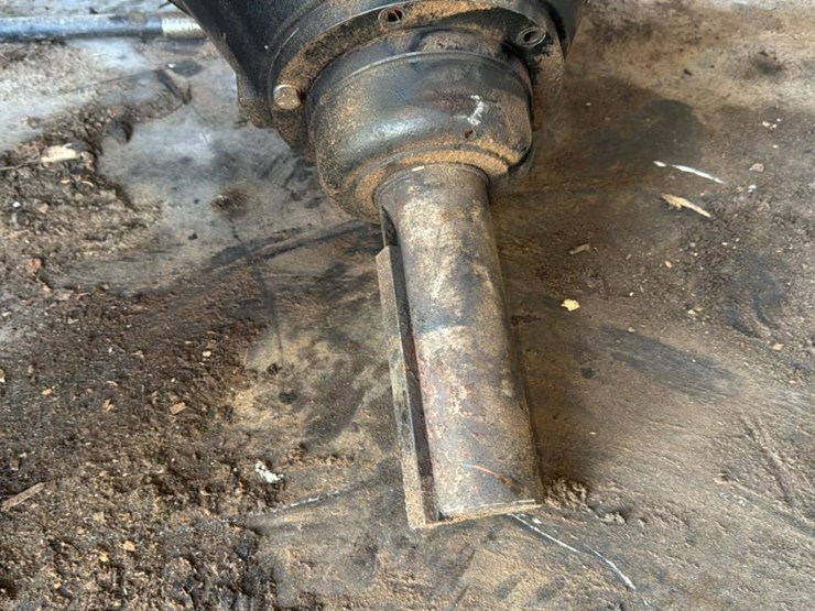 #166-•-clutches-image-11