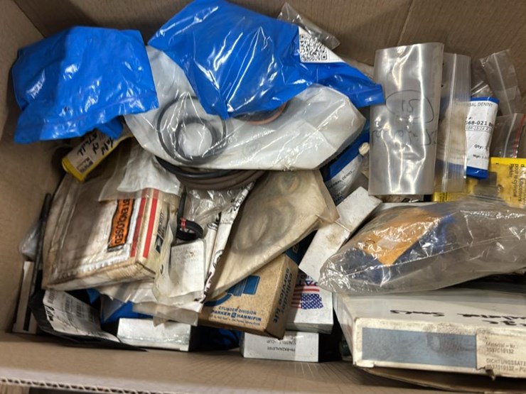 #187-•-skid-of-miscellaneous-parts*-image-8