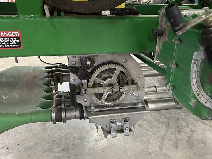 john-deere-1890-image-14