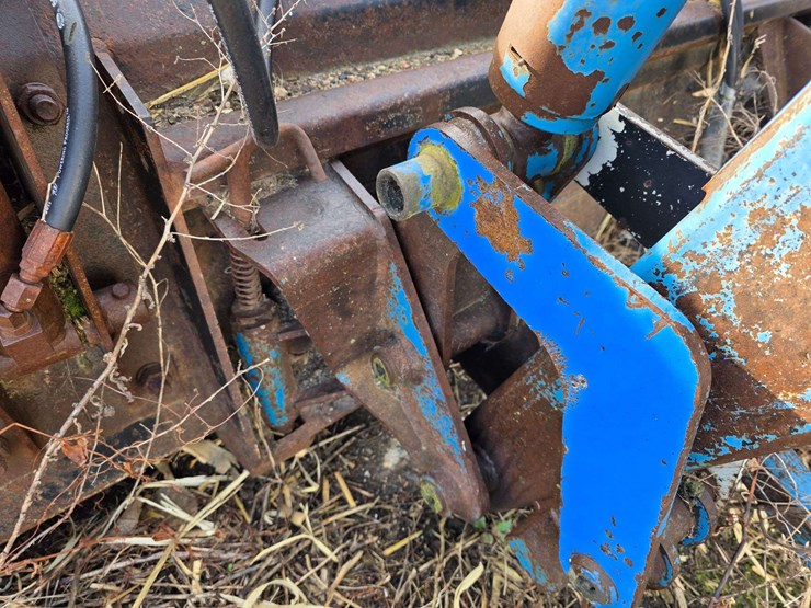 new-holland-72la-image-22