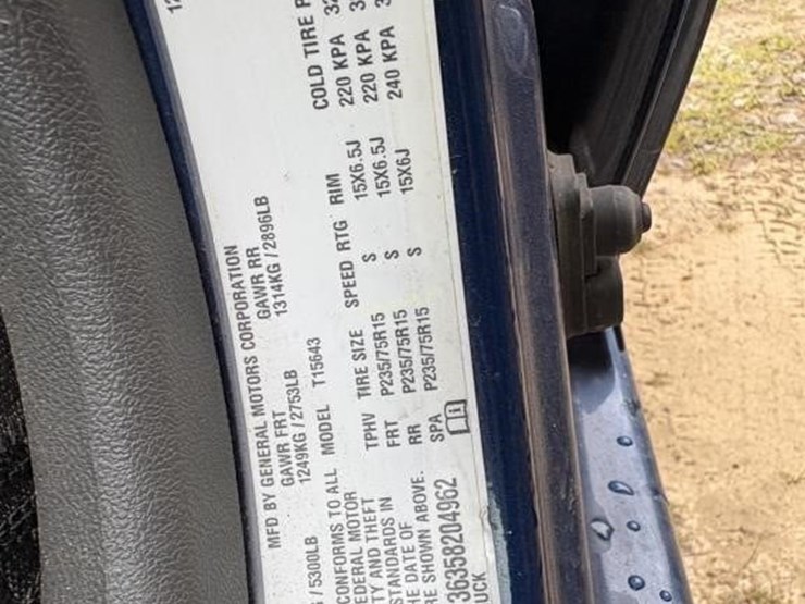 2005-gmc-regency-badlander-truck-image-16