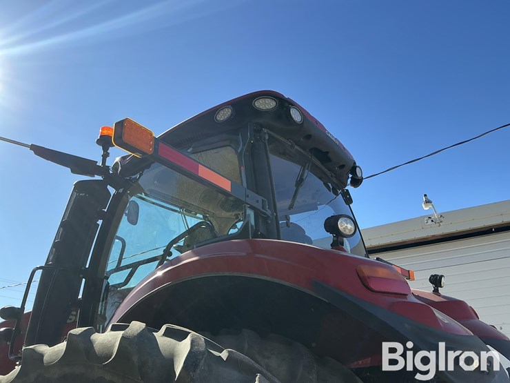 2022-case-ih-magnum-310-image-19