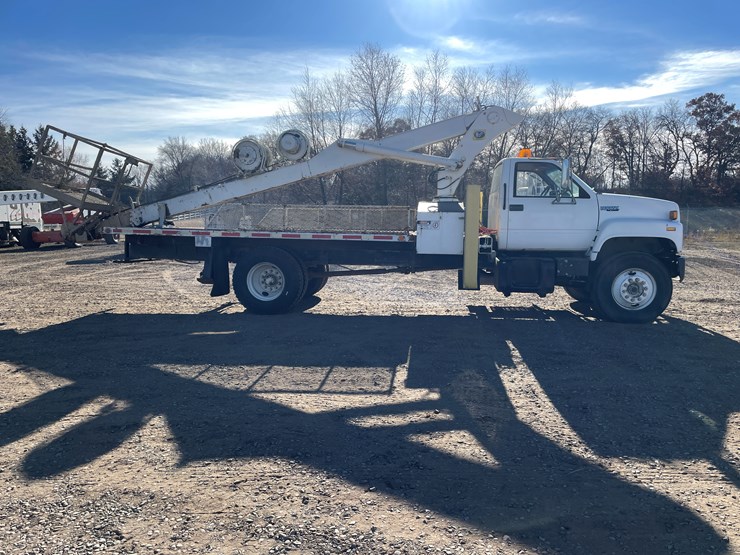 #1140-•-1995-chevrolet-kodiak-boom-truck-has-mn-title)-image-6