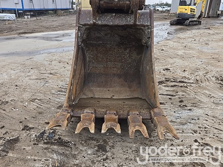 2012-caterpillar-349el-image-11