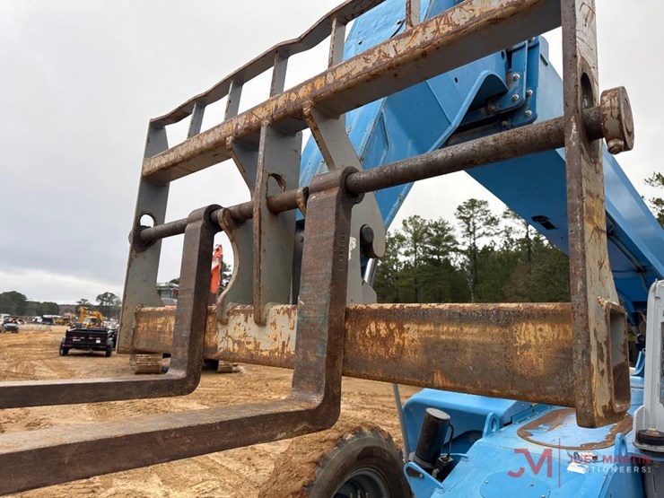 2013-genie-gth844-image-5